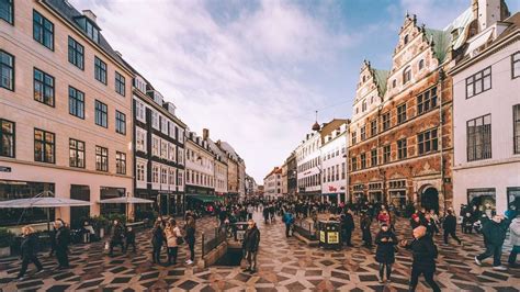 strøget street copenhagen.